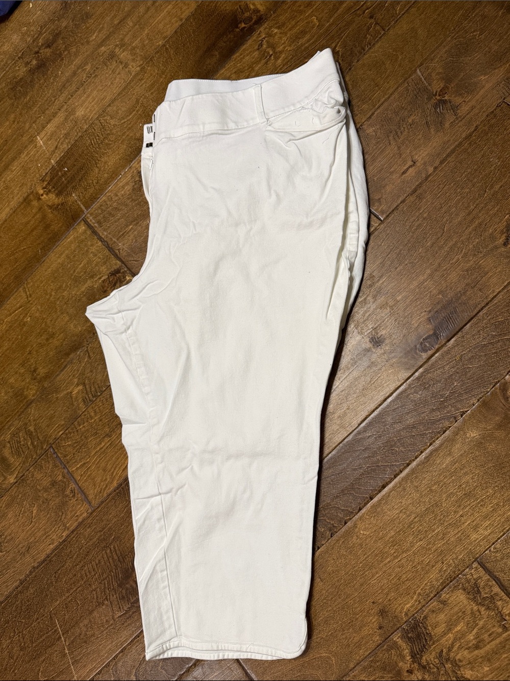 Lane Bryant White Capri Pants - Stretch Cotton Blend